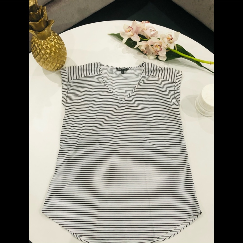 Express black and white strip silky top (M)